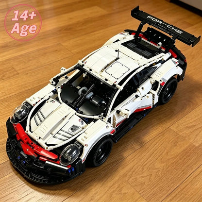 Porsche 911 RSR